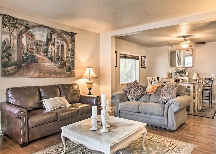 Charming Downtown Coeur Dalene Home With Yard!
