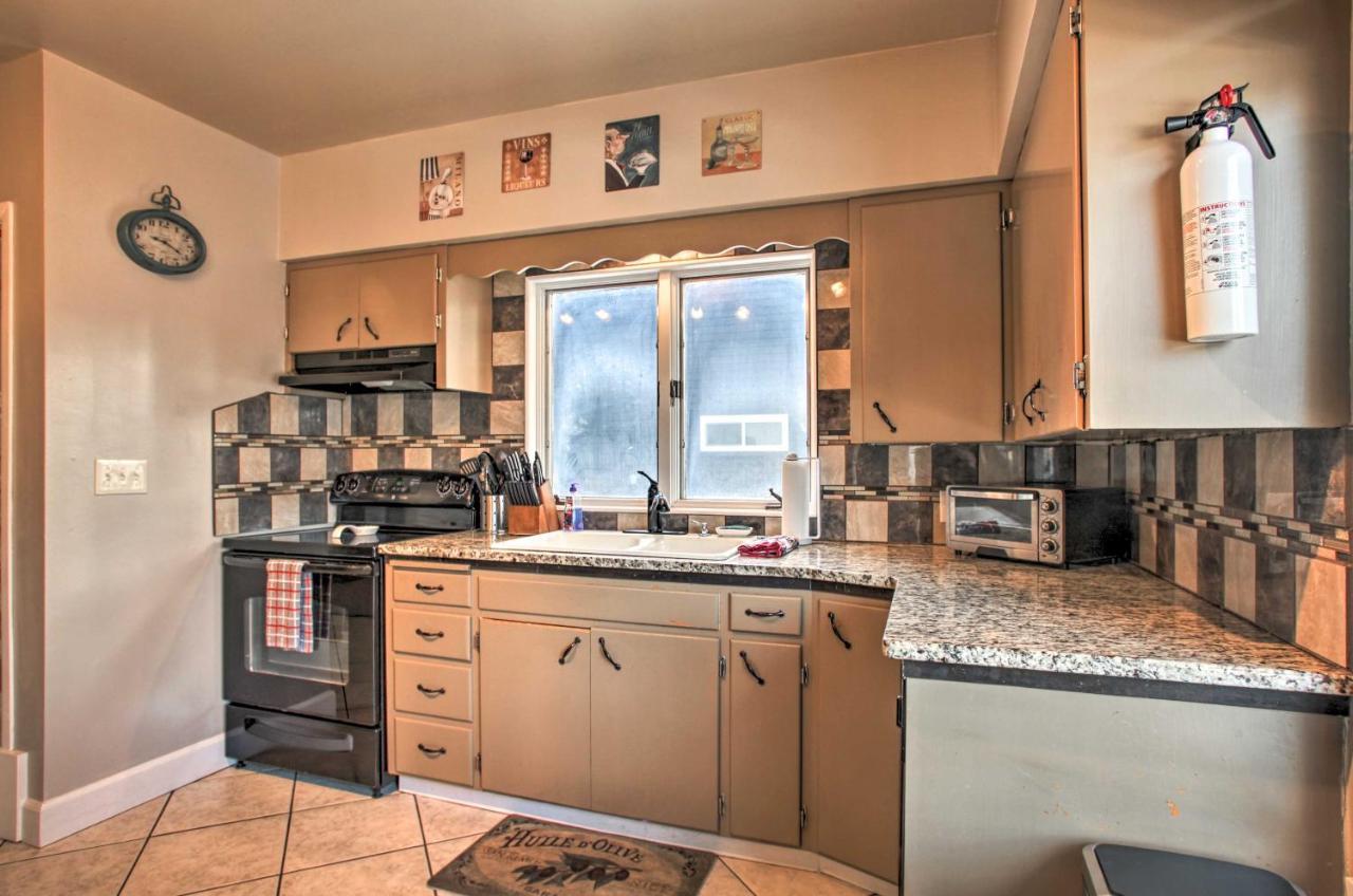 Charming Downtown Coeur Dalene With Yard! * Coeur d'Alene