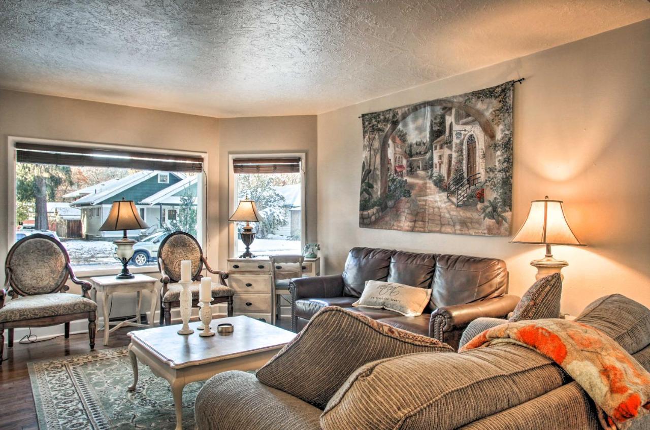 Charming Downtown Coeur Dalene With Yard! Holiday home Coeur d'Alene