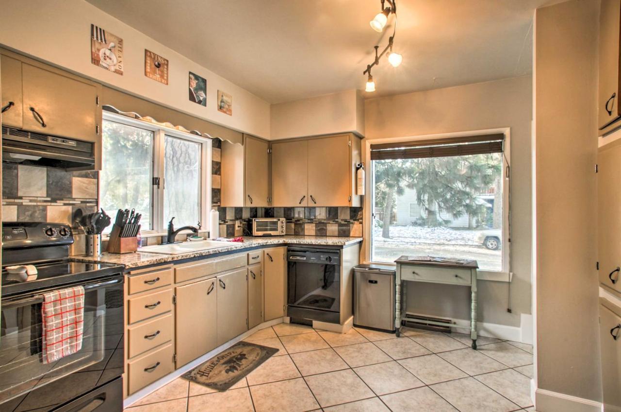 Charming Downtown Coeur Dalene With Yard! Holiday home